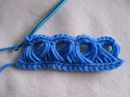 broomstick lace_first lace row done